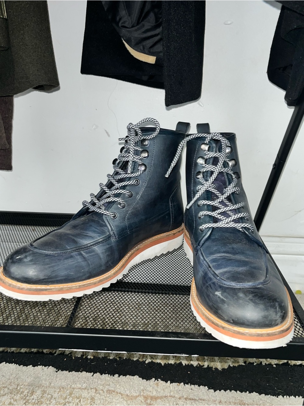 VINTAGE FOUNDRY Men’s Jimara Leather Faux Fur Lined Boot